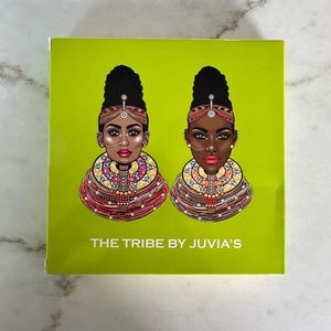 JUVIA’S PLACE
Eyeshadow palette